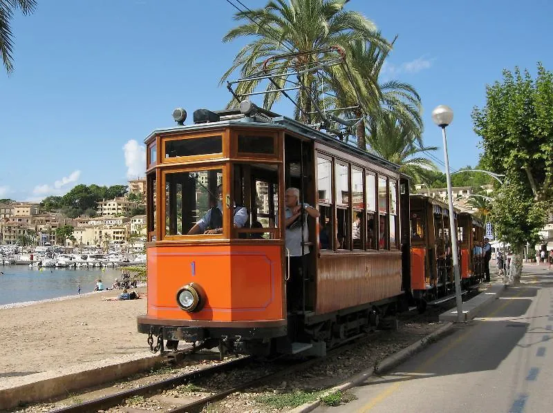 הוסטל Puerto de Sóller Sol Port Soller ספרד